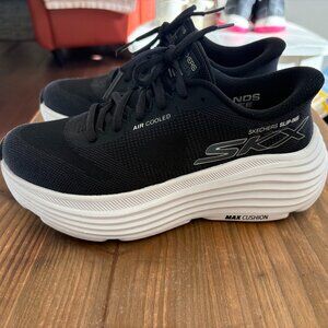 Skechers slip-ins Max Cushioning